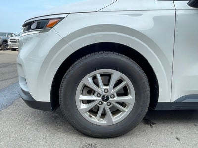 2024 Kia Carnival LX ONE OWNER / CLEAN CARFAX