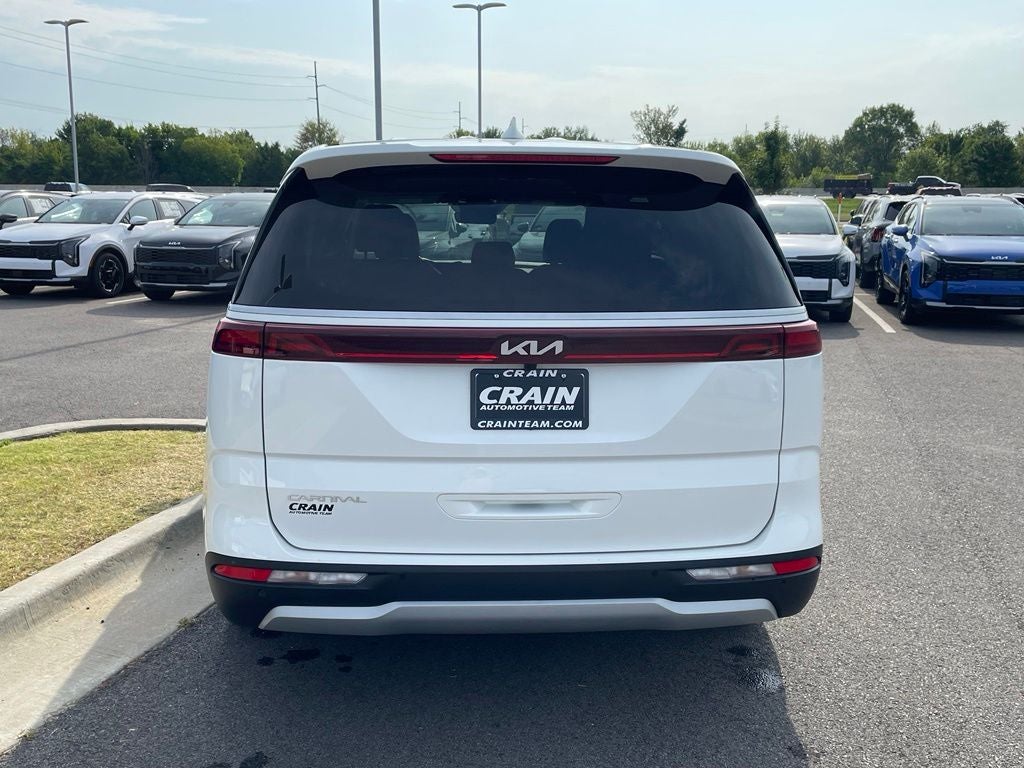 2024 Kia Carnival LX ONE OWNER / CLEAN CARFAX