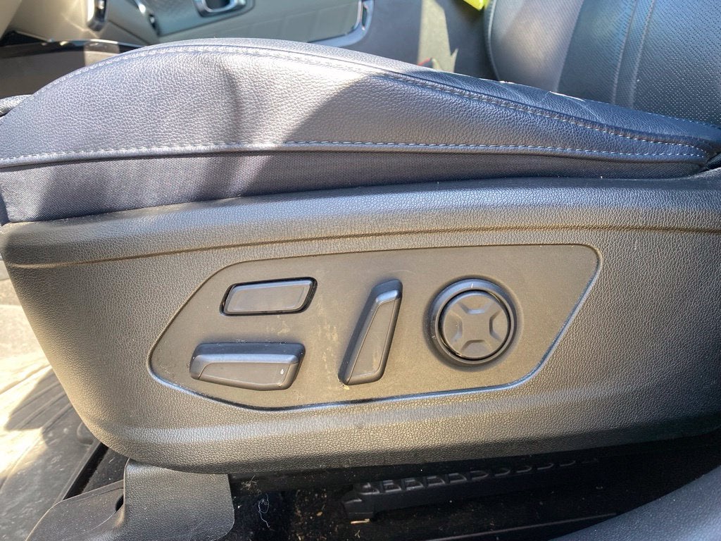2022 Kia Sorento Plug-In Hybrid SX Prestige AWD / HEATED SEATS / LEATHER / NAV / 3RD ROW