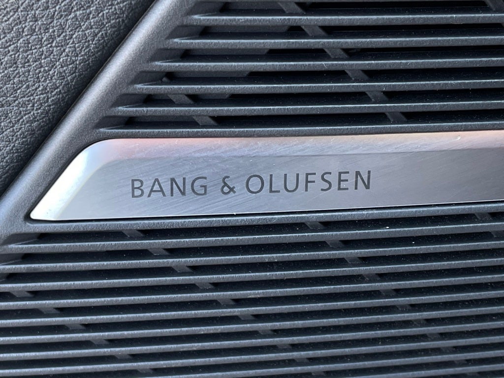 2022 Audi SQ7 MOONROOF / LEATHER / HEATED SEATS quattro