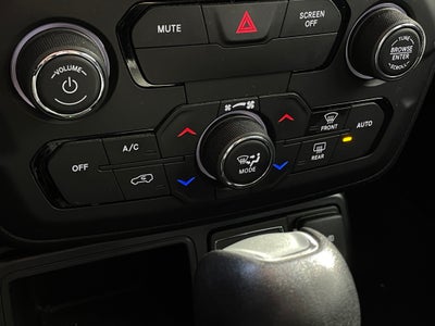 2020 Jeep Renegade Latitude LOW PAYMENTS / CLEAN CARFAX