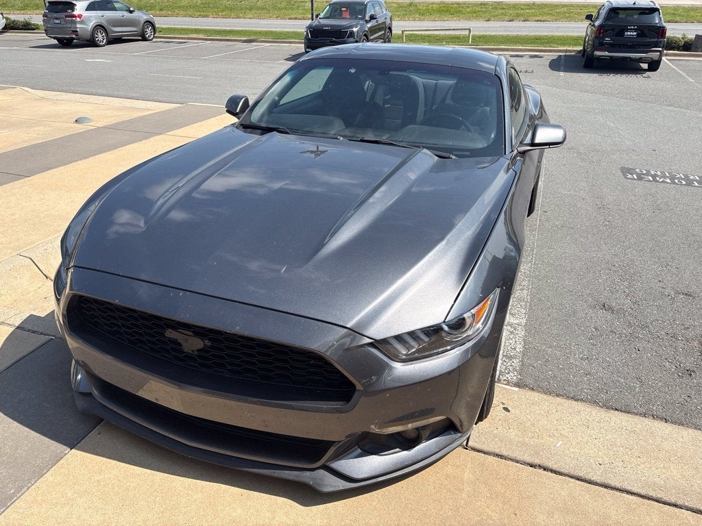 2016 Ford Mustang V6