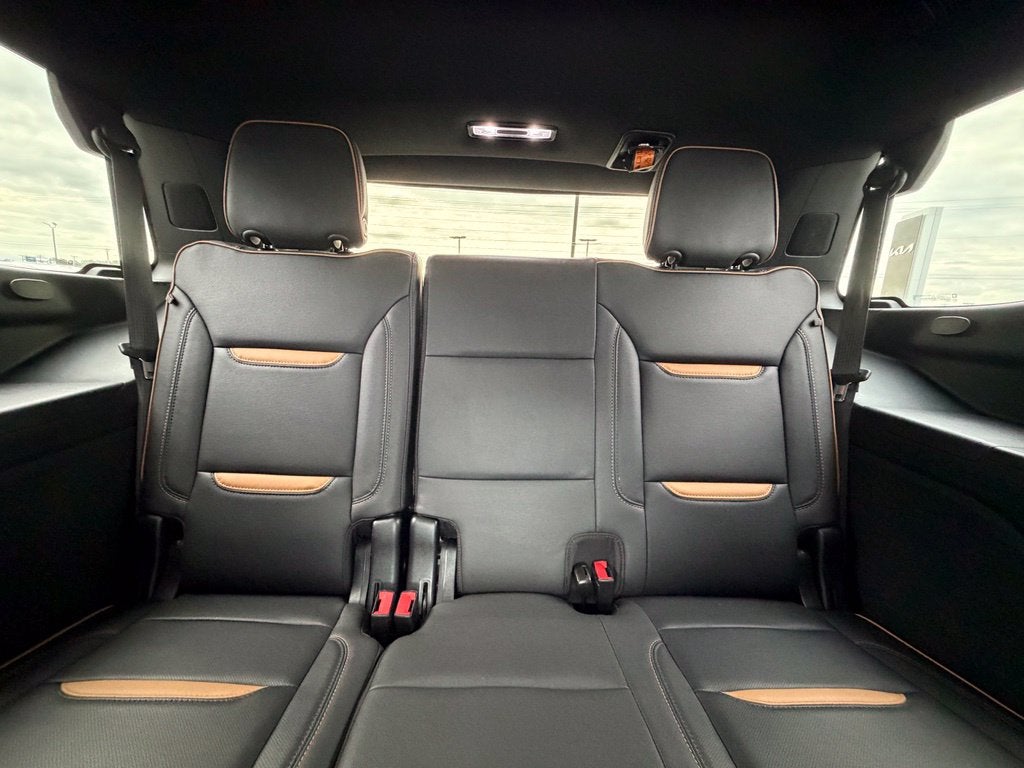 2023 GMC Yukon AT4