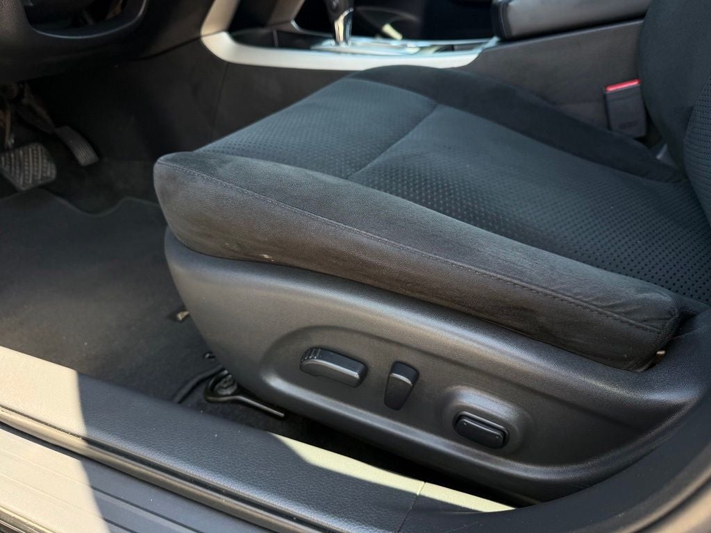 2015 Nissan Altima 2.5 SV *LOW MILES