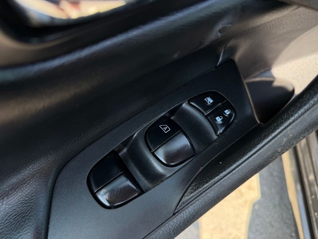 2015 Nissan Altima 2.5 SV *LOW MILES