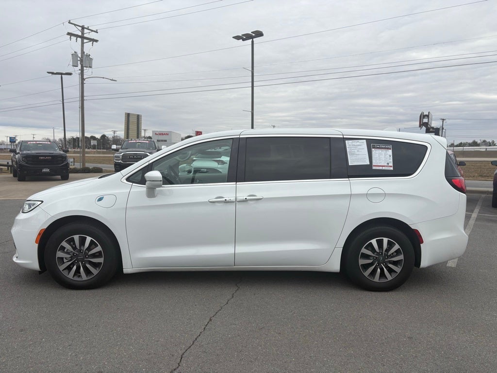 2022 Chrysler Pacifica Hybrid Touring L