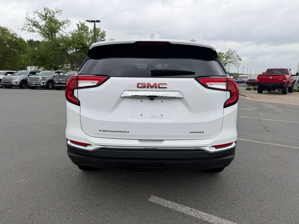 2024 GMC Terrain SLT