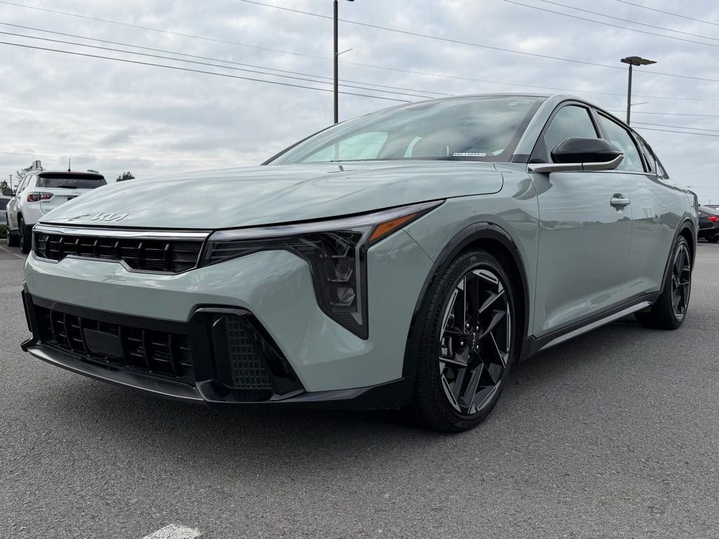 2025 Kia K4 GT-Line