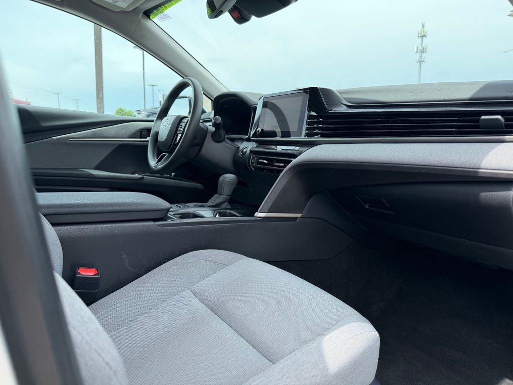 2025 Toyota Camry LE *Clean Carfax, One-Owner
