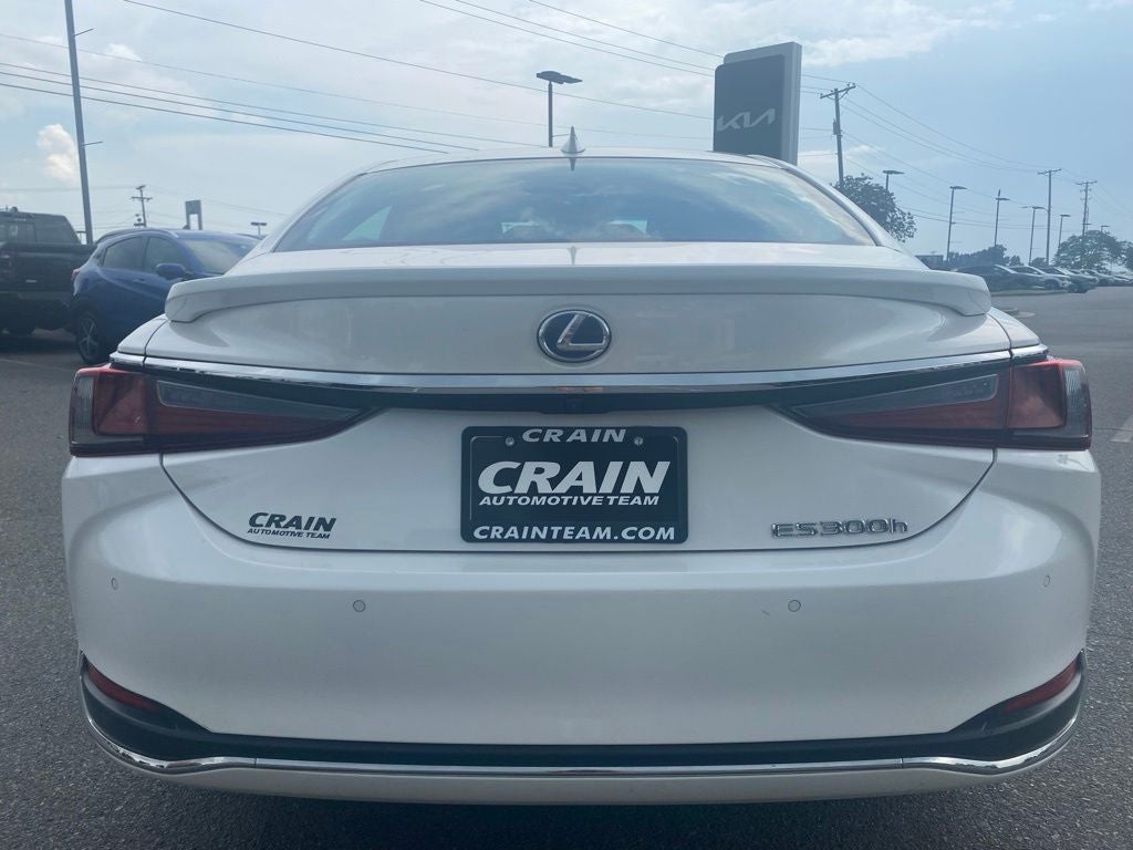 2021 Lexus ES 300h