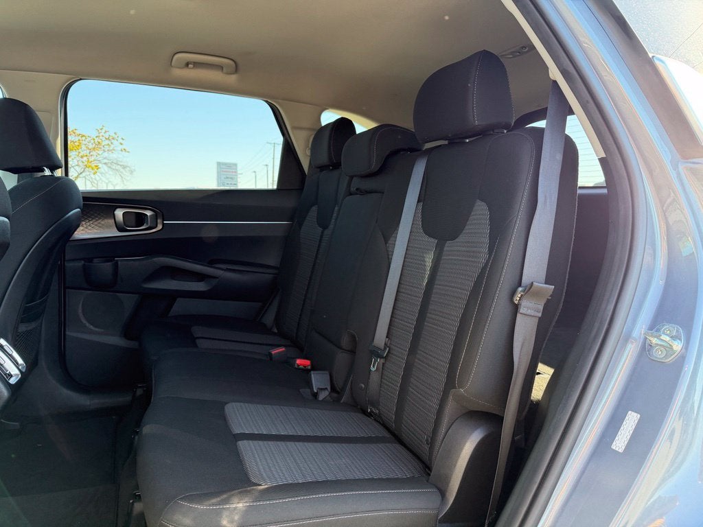 2023 Kia Sorento LX *Kia Certified Pre-Owned