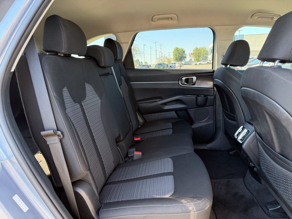 2023 Kia Sorento LX *Kia Certified Pre-Owned