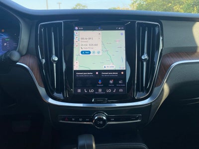 2023 Volvo S60 Recharge Plug-In Hybrid T8 Plus Dark Theme