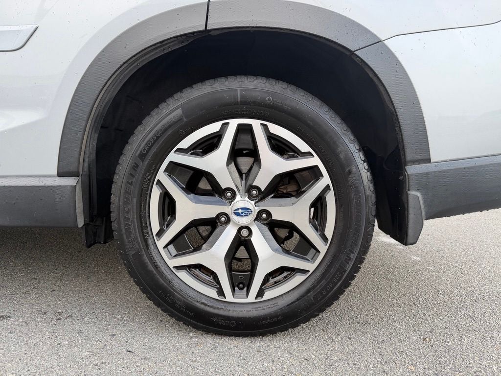 2019 Subaru Forester Premium Premium