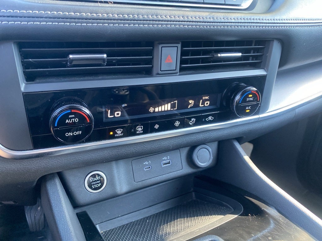 2023 Nissan Rogue SV SV