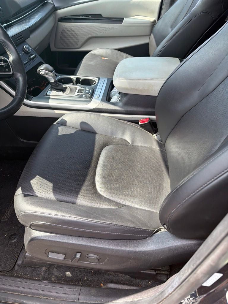 2024 Kia Carnival LX *Kia Certified Pre-Owned/8 Pasenger