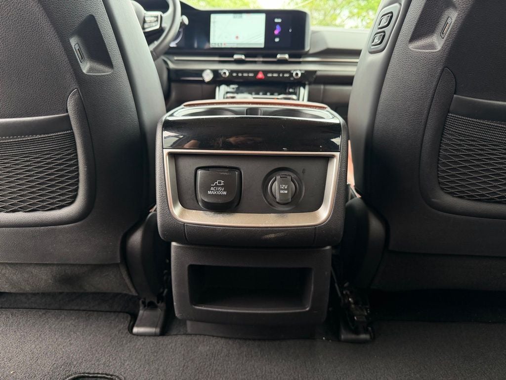 2024 Kia Carnival SX