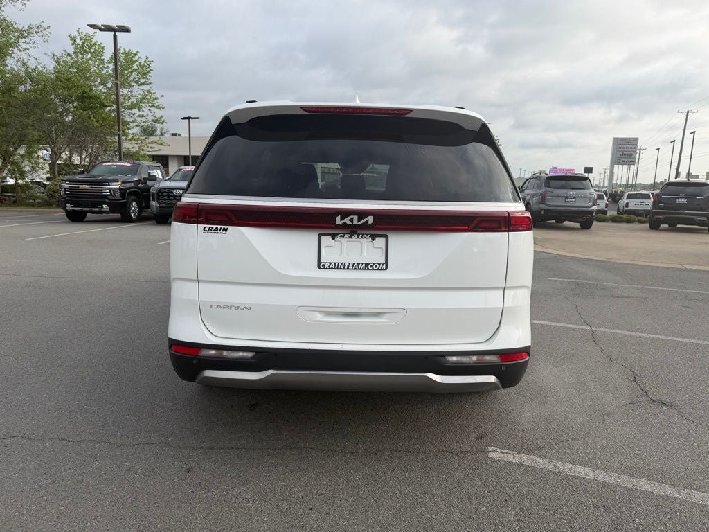 2024 Kia Carnival SX