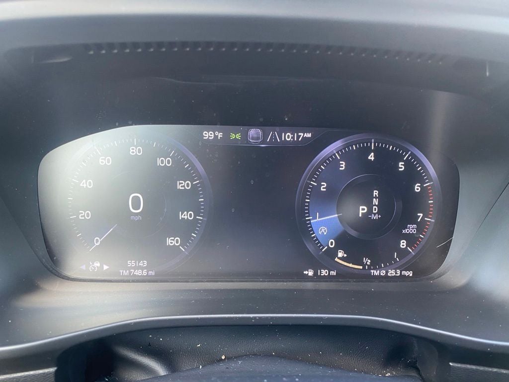 2021 Volvo XC40 R-Design *Advanced Package/Climate Package