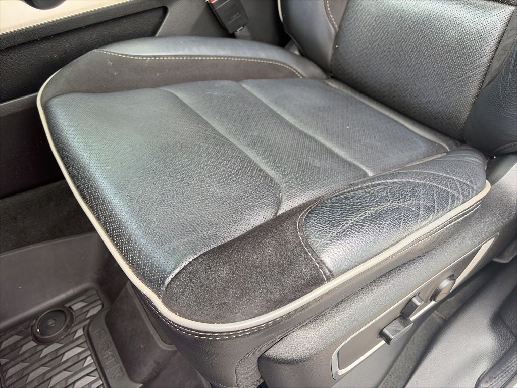 2022 RAM 1500 Laramie LWB 4x4 Fully Loaded