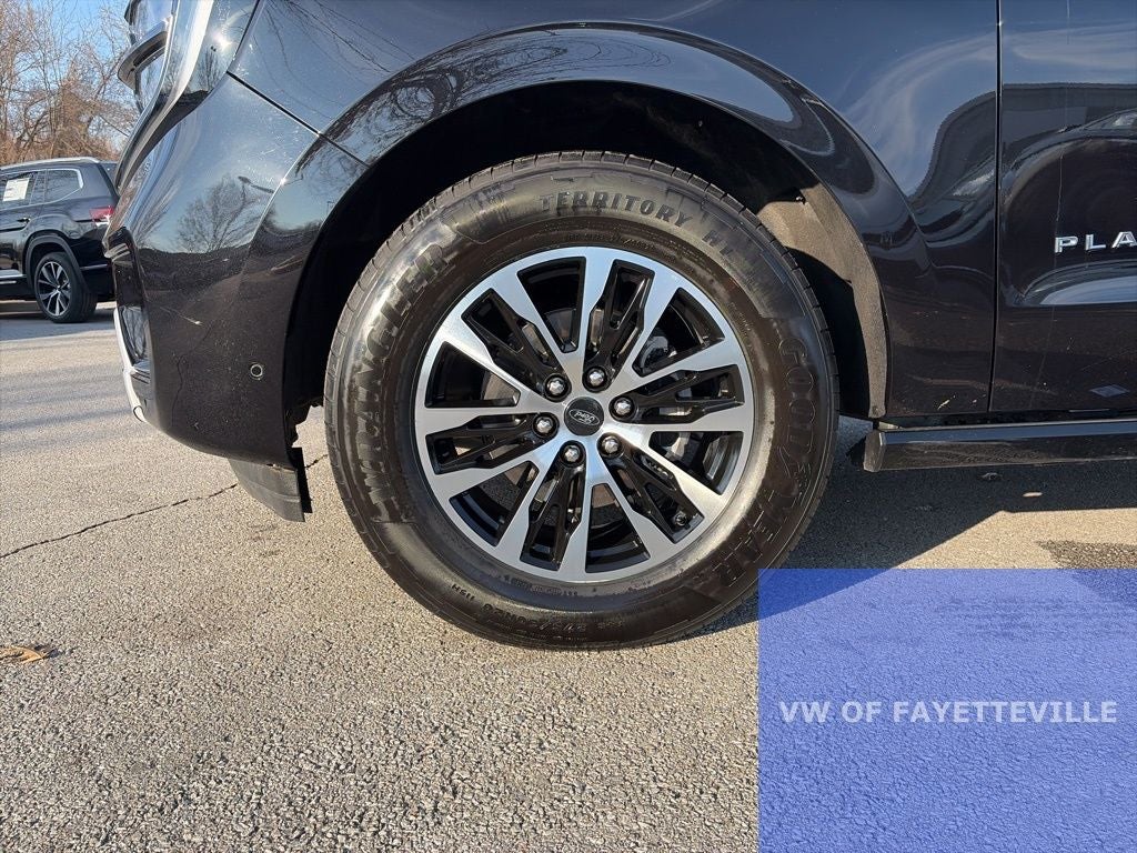 2025 Ford Expedition Max Platinum CLEAN 1-OWNER CARFAX