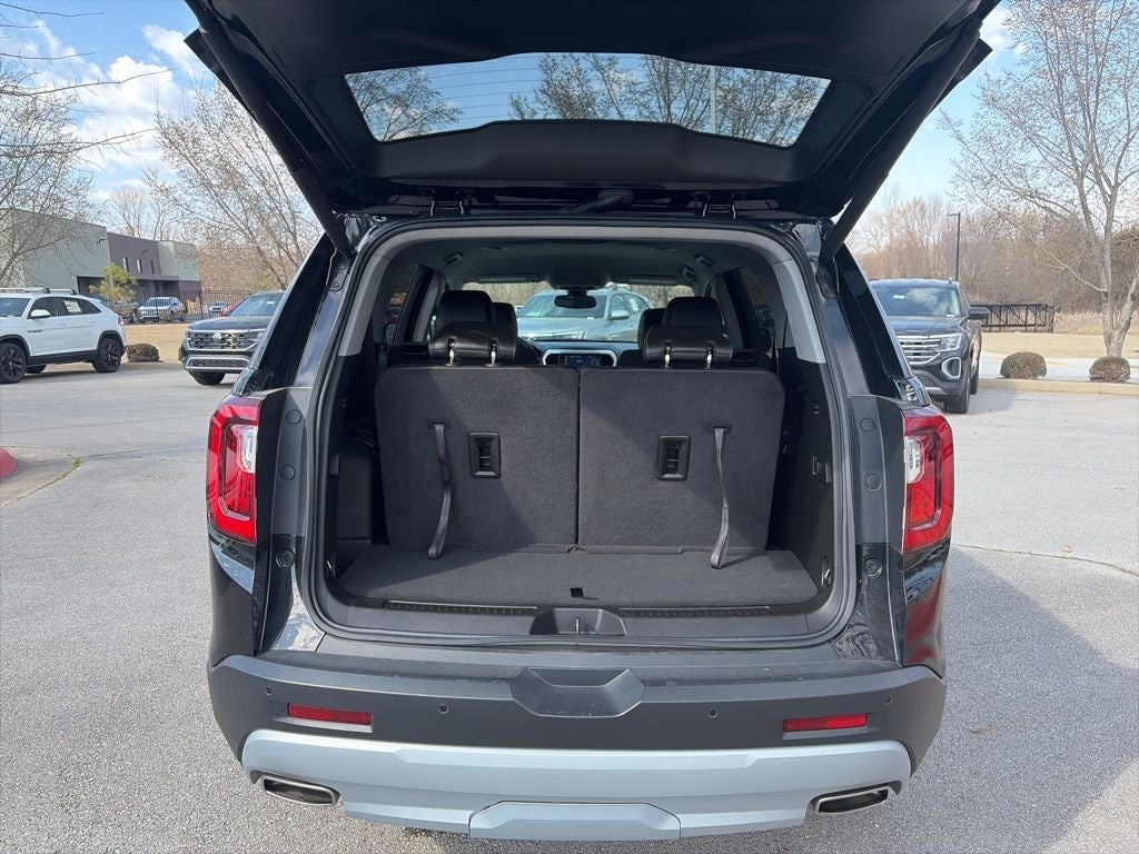 2023 GMC Acadia SLT CLEAN CARFAX LOW MILES!!