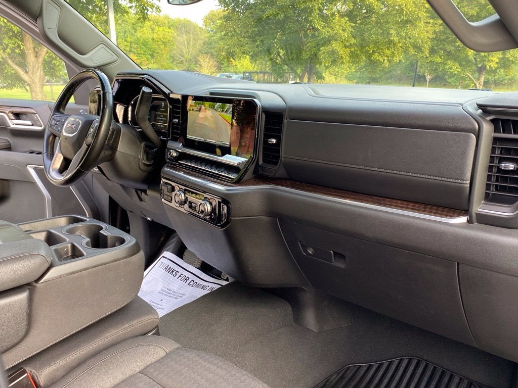 2025 GMC Sierra 1500 SLE