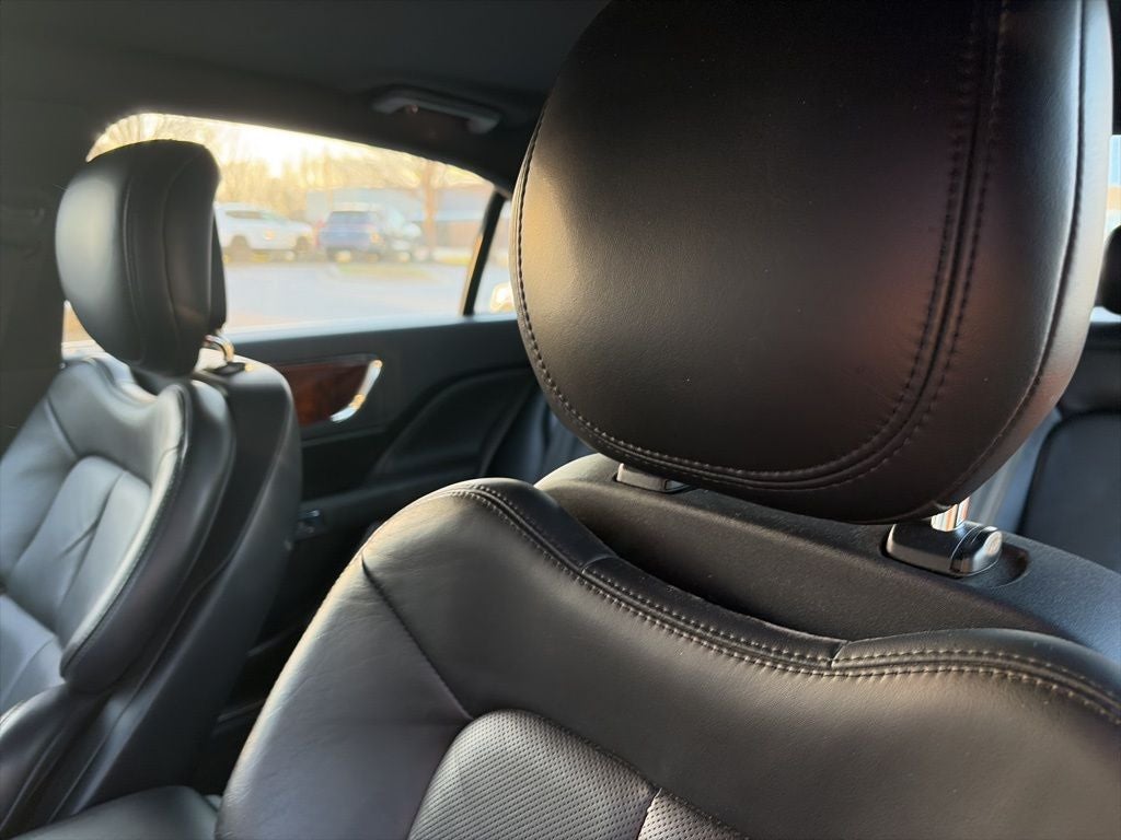 2018 Lincoln Continental Select