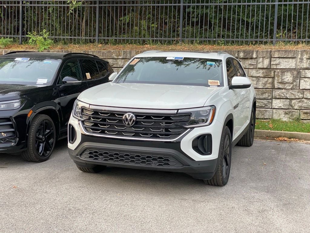 2024 Volkswagen Atlas Cross Sport 2.0T SE w/Technology