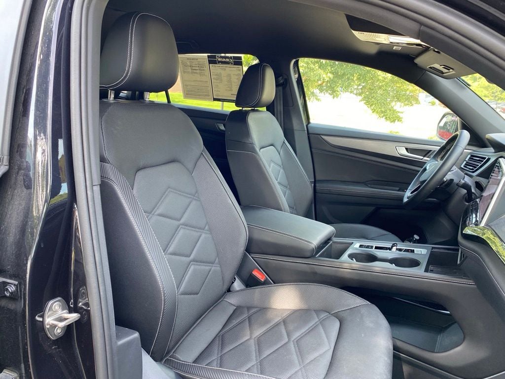 2026 Volkswagen Atlas Cross Sport 2.0T SE