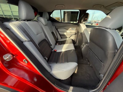 2021 Nissan Kicks SR