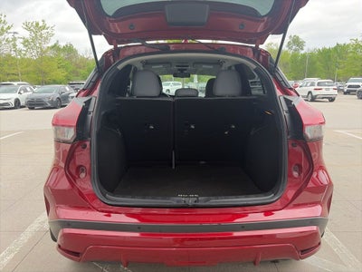 2021 Nissan Kicks SR