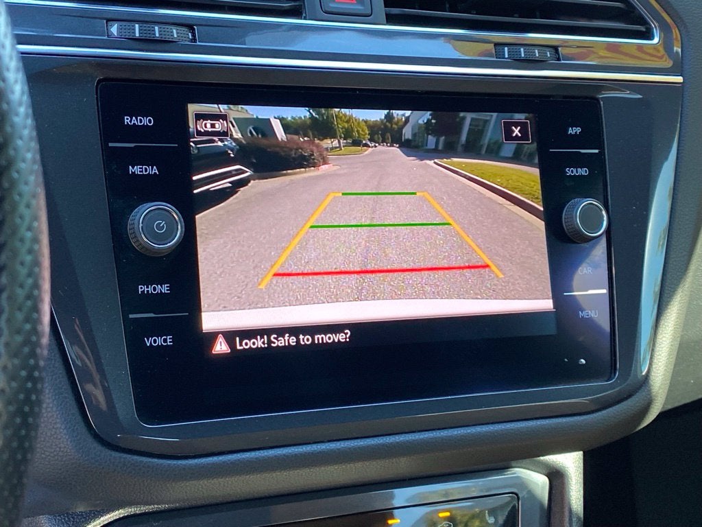2022 Volkswagen Tiguan 2.0T SE R-Line Black