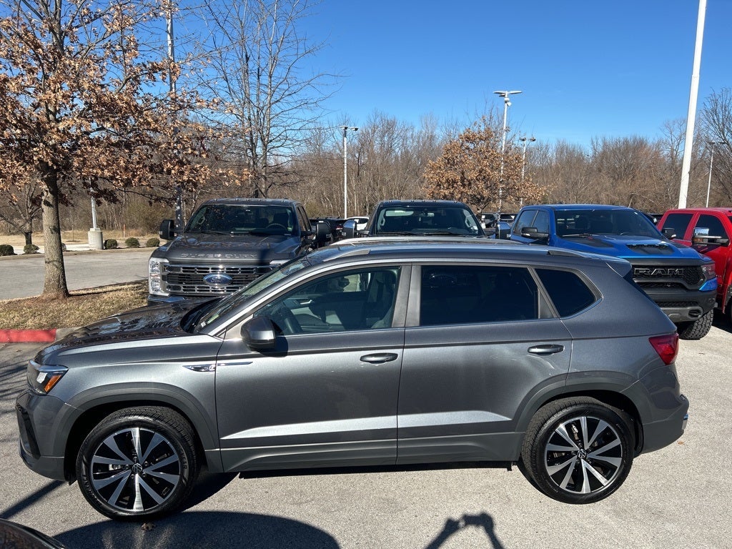 2023 Volkswagen Taos 1.5T SE