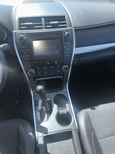 2017 Toyota Camry SE