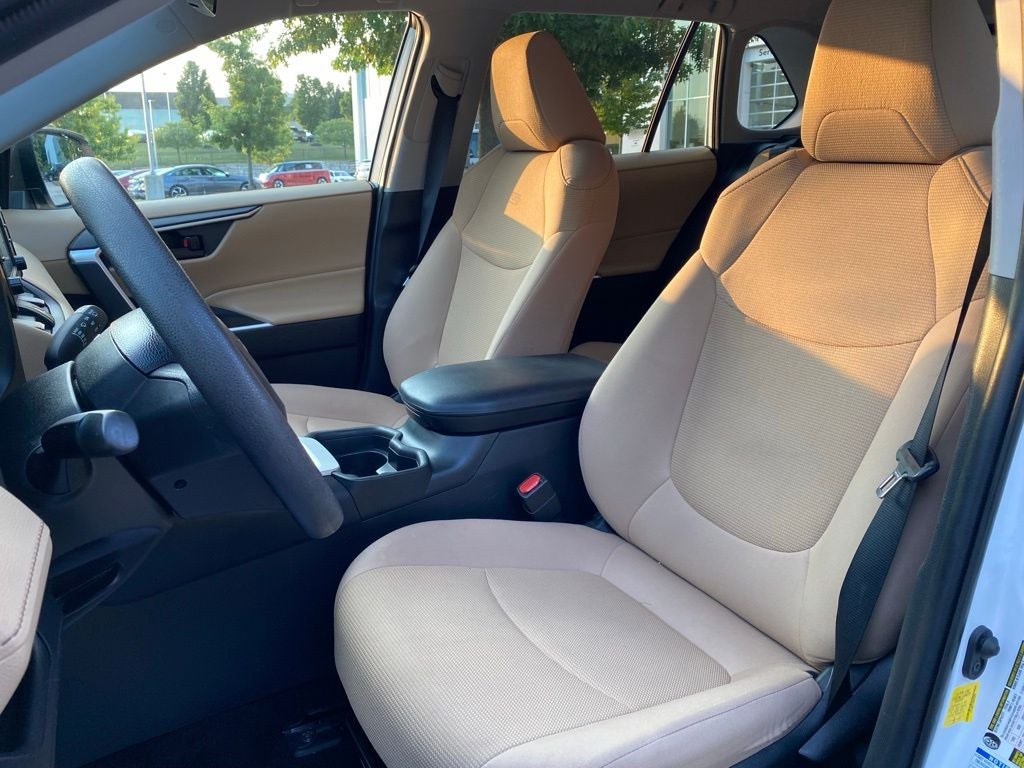 2021 Toyota RAV4 Hybrid LE