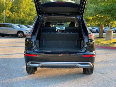 2025 Mitsubishi Outlander SE