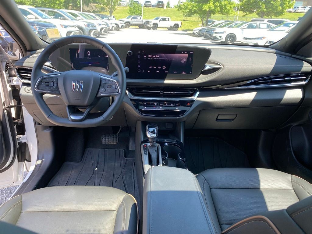 2025 Buick Envista Avenir CLEAN CARFAX
