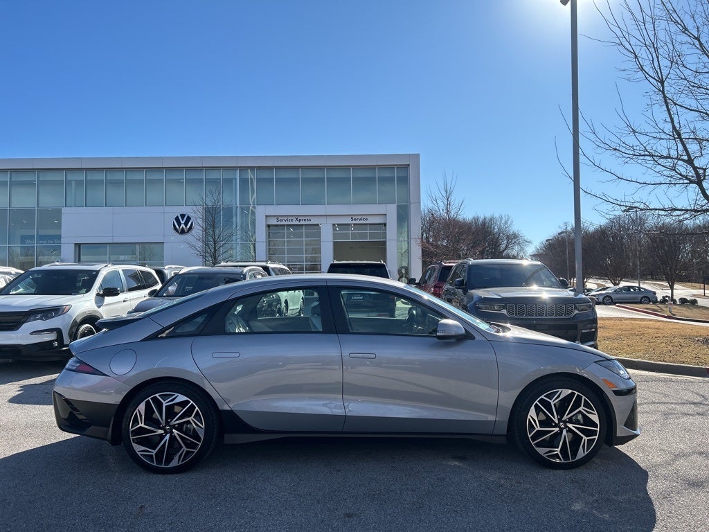 2023 Hyundai IONIQ 6 SEL
