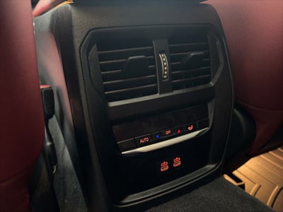 2024 BMW i4 eDrive35 CLEAN CARFAX PREMIUM PACKAGE!
