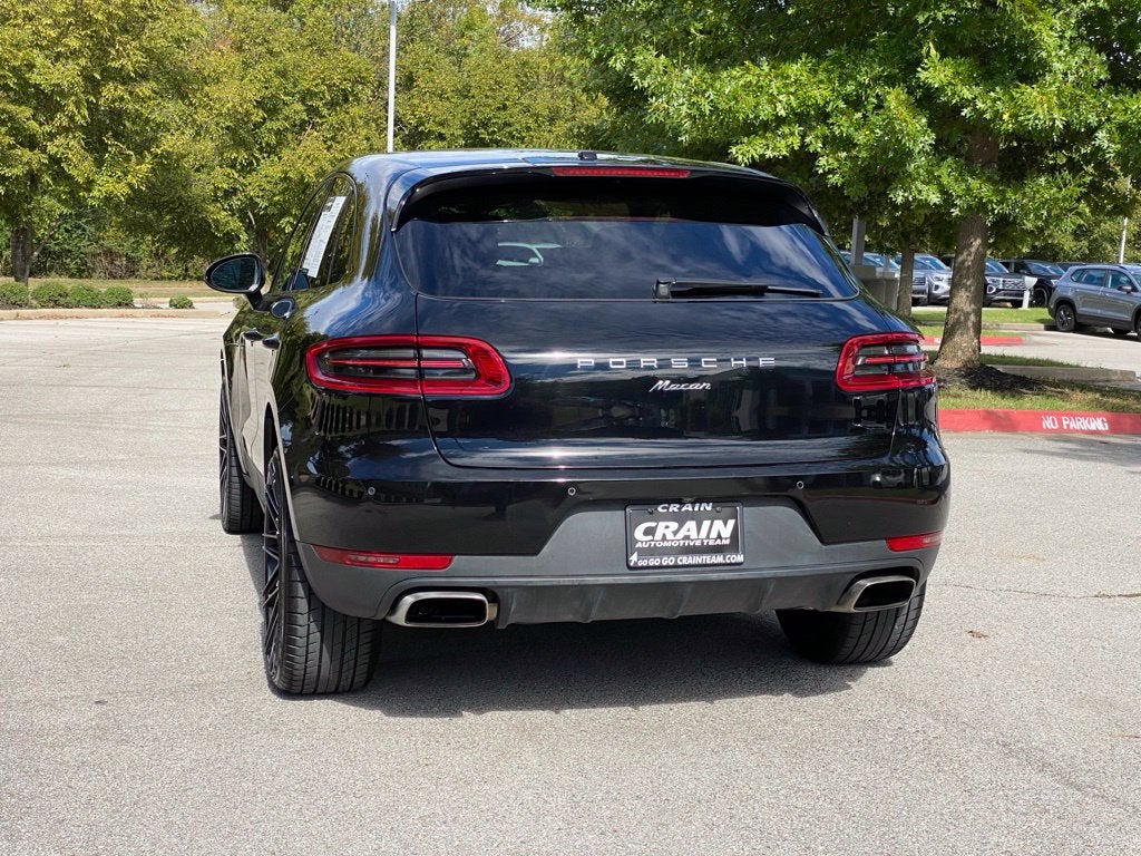 2017 Porsche Macan Base
