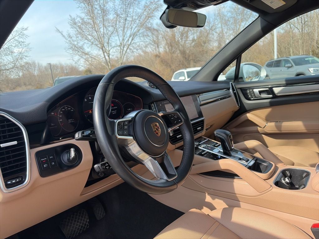 2023 Porsche Cayenne Platinum Edition