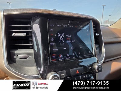 2020 RAM 1500 Laramie CREW CAB 4X4 V/8 HEMI