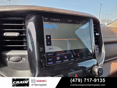 2020 RAM 1500 Laramie CREW CAB 4X4 V/8 HEMI