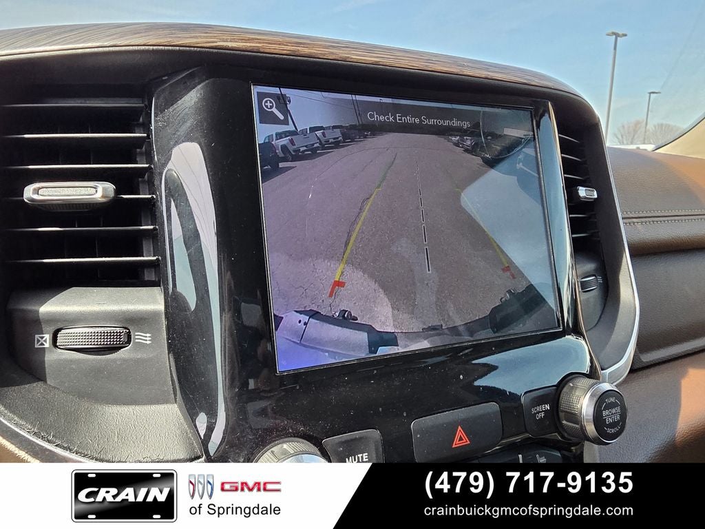 2020 RAM 1500 Laramie CREW CAB 4X4 V/8 HEMI