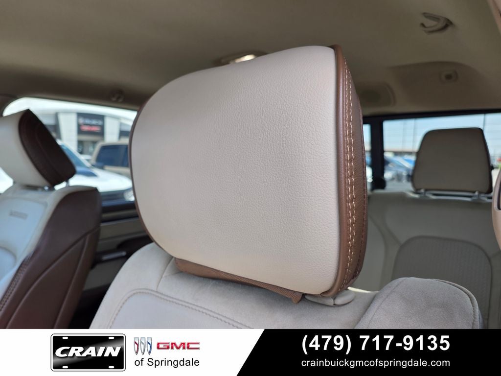 2020 RAM 1500 Laramie CREW CAB 4X4 V/8 HEMI