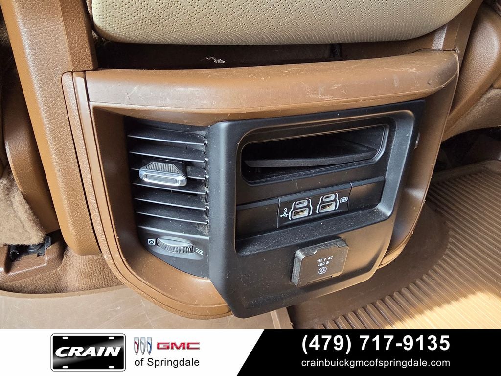 2020 RAM 1500 Laramie CREW CAB 4X4 V/8 HEMI