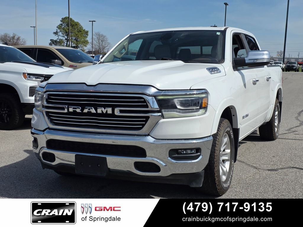 2020 RAM 1500 Laramie CREW CAB 4X4 V/8 HEMI