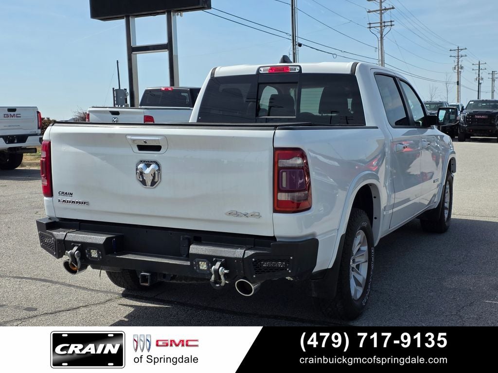 2020 RAM 1500 Laramie CREW CAB 4X4 V/8 HEMI