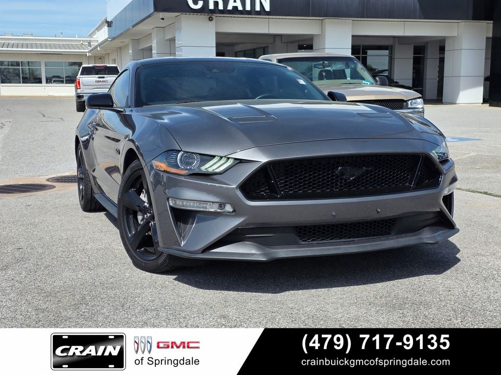 2021 Ford Mustang GT Premium 6-Speed / Black Accent / Nav